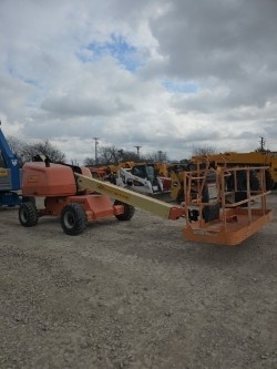 2017 JLG 400S