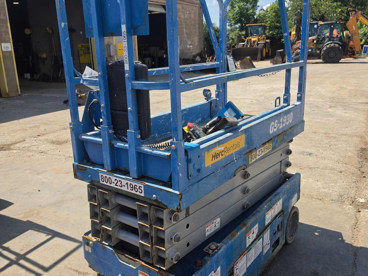 2018 Genie GS-1930-4
