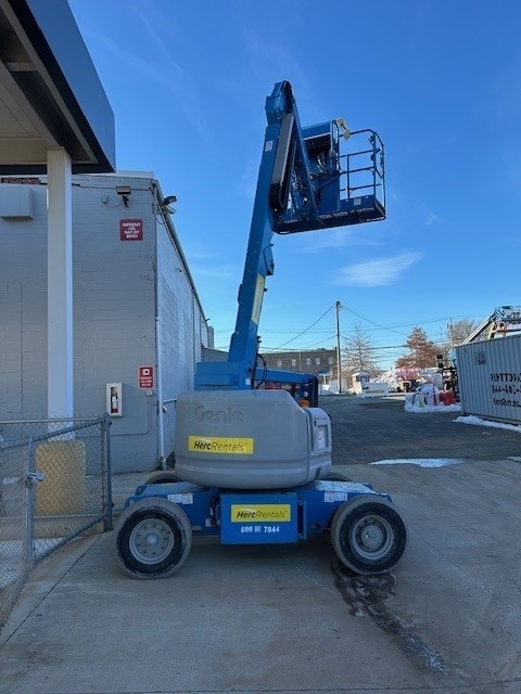 2017 Genie Z-45/25-4