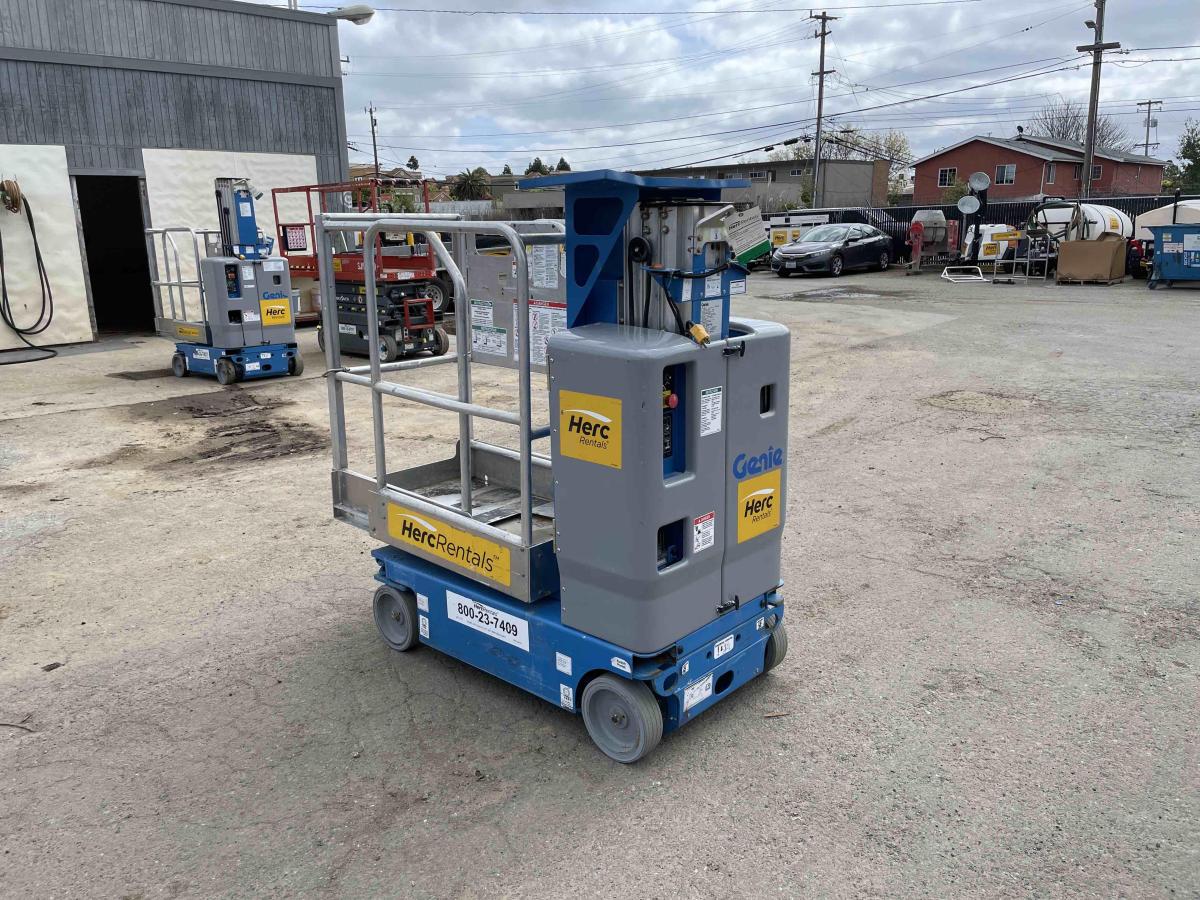 2018 Genie GR-12