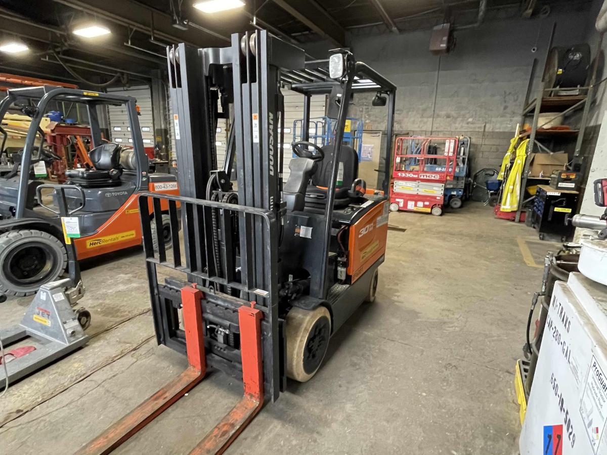 2017 Doosan bc30s7