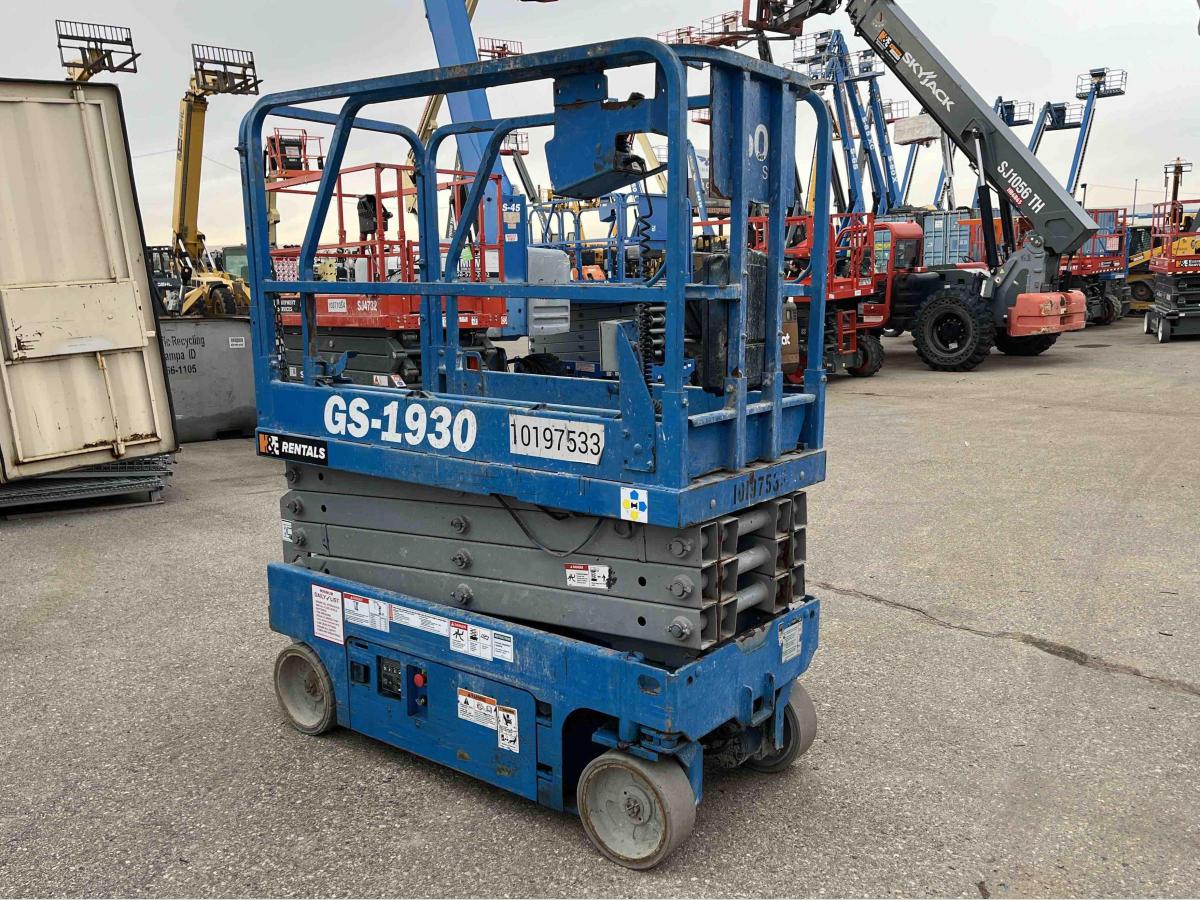 2016 Genie GS-1930