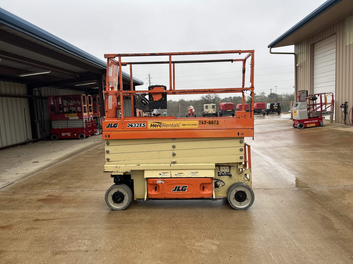 2018 JLG 2632ES-2