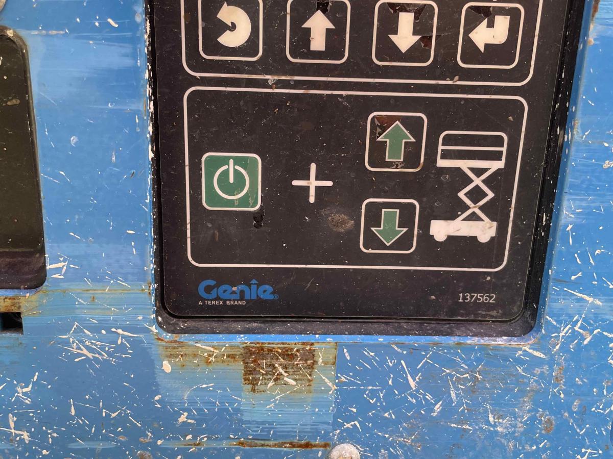 2017 Genie GS-2632-4