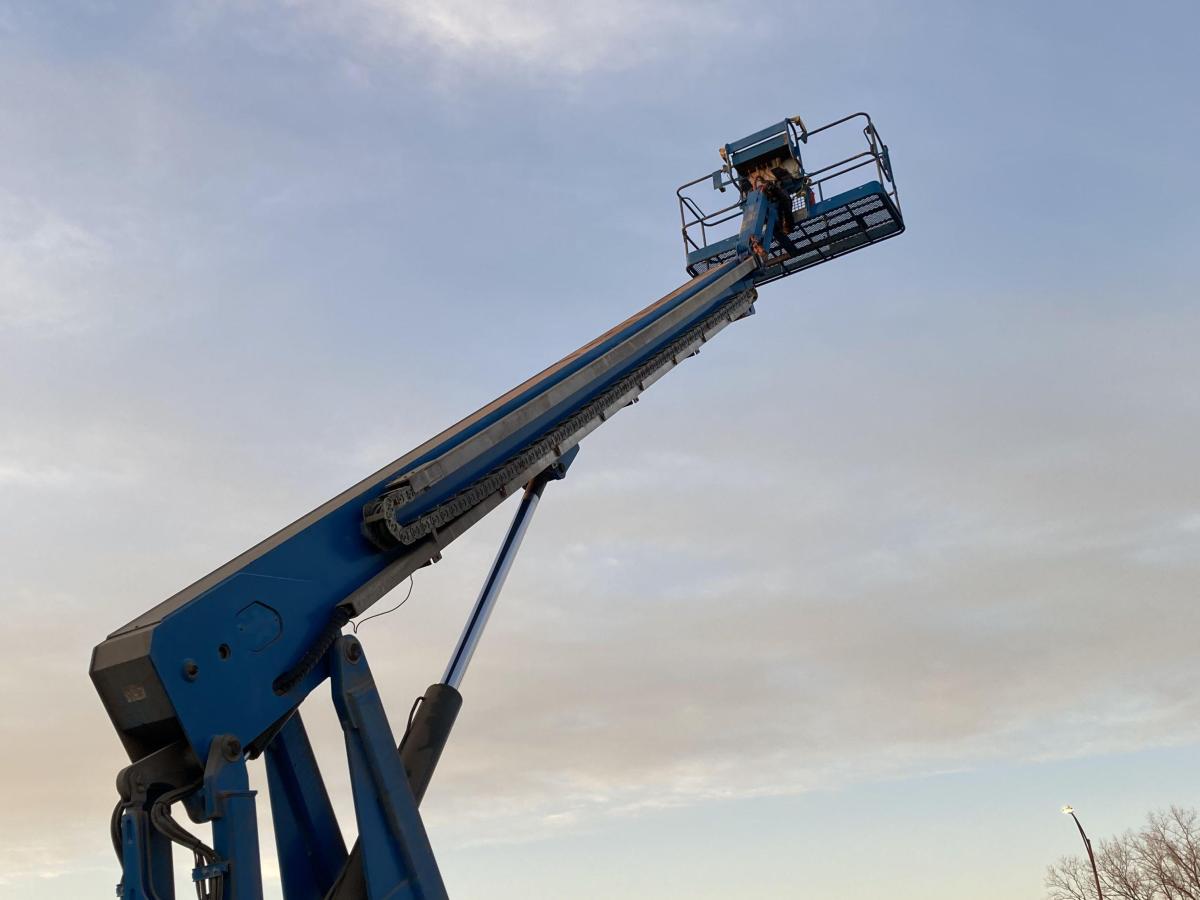 2019 Genie S-85