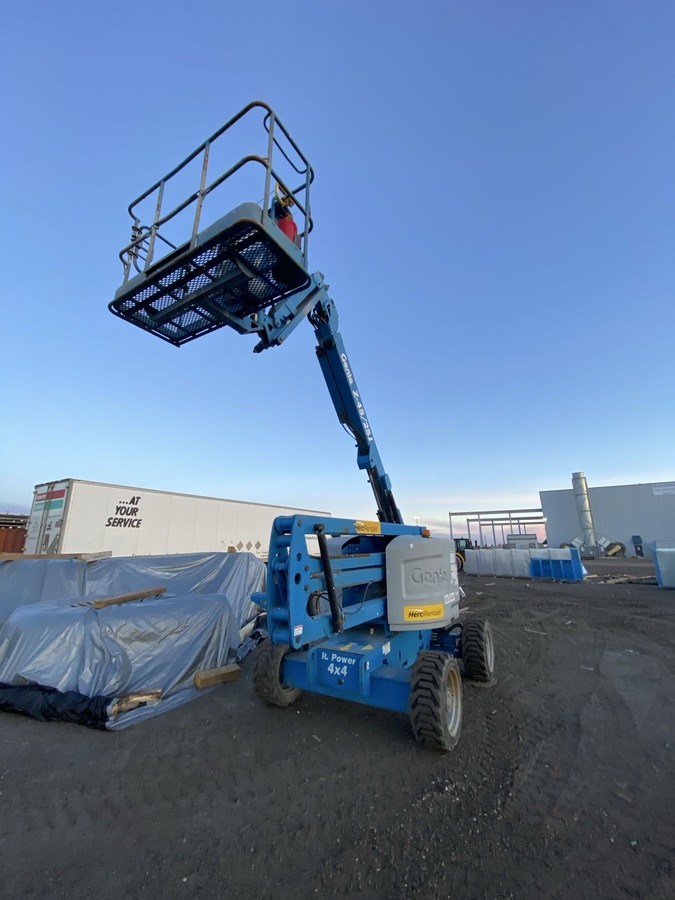 2018 Genie Z-45/25J RT-4
