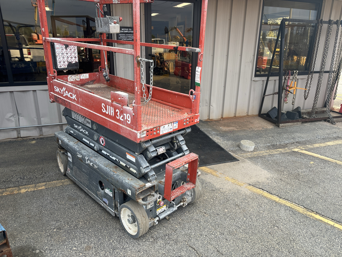 2017 Skyjack SJ3219-3