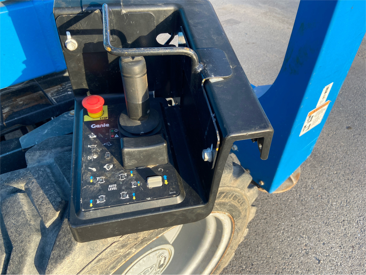 2019 Genie GS-3390 RT-10