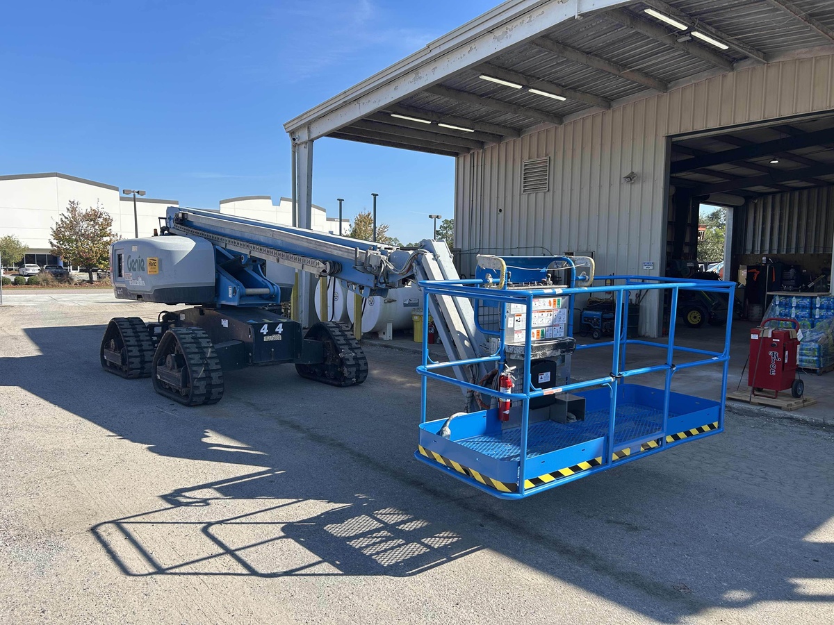 2019 Genie S-65 Trax