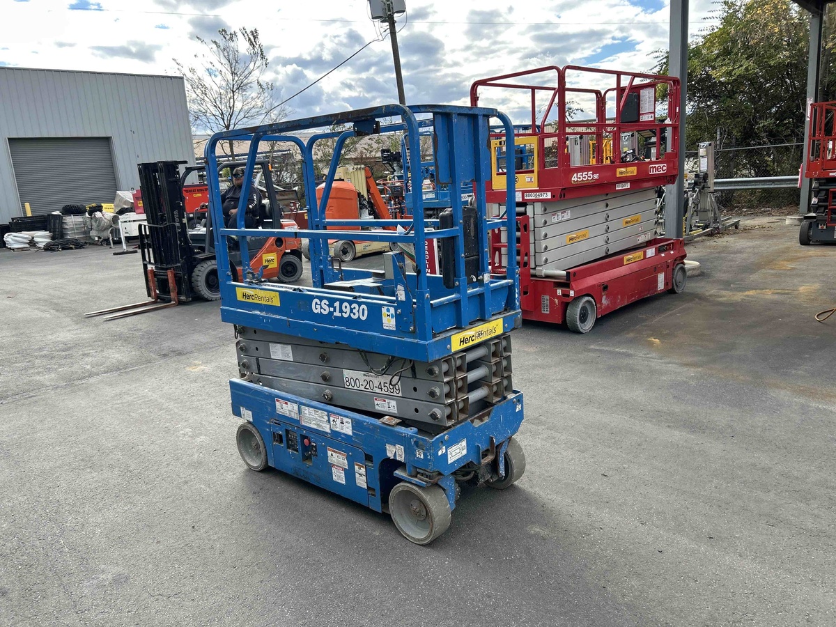 2018 Genie GS-1930-4