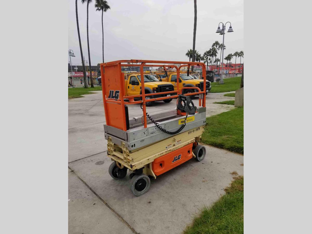 2014 JLG 1930ES-3
