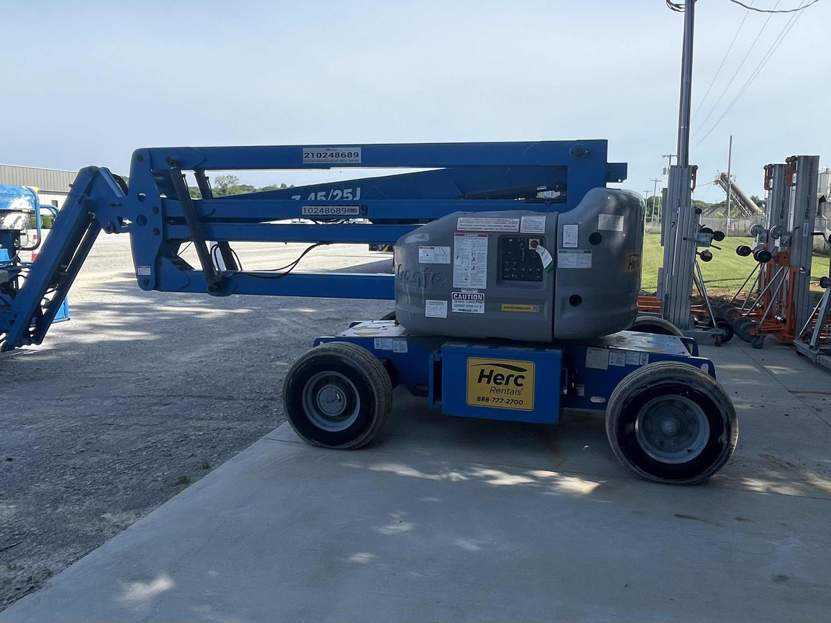 2018 Genie Z-45/25-6