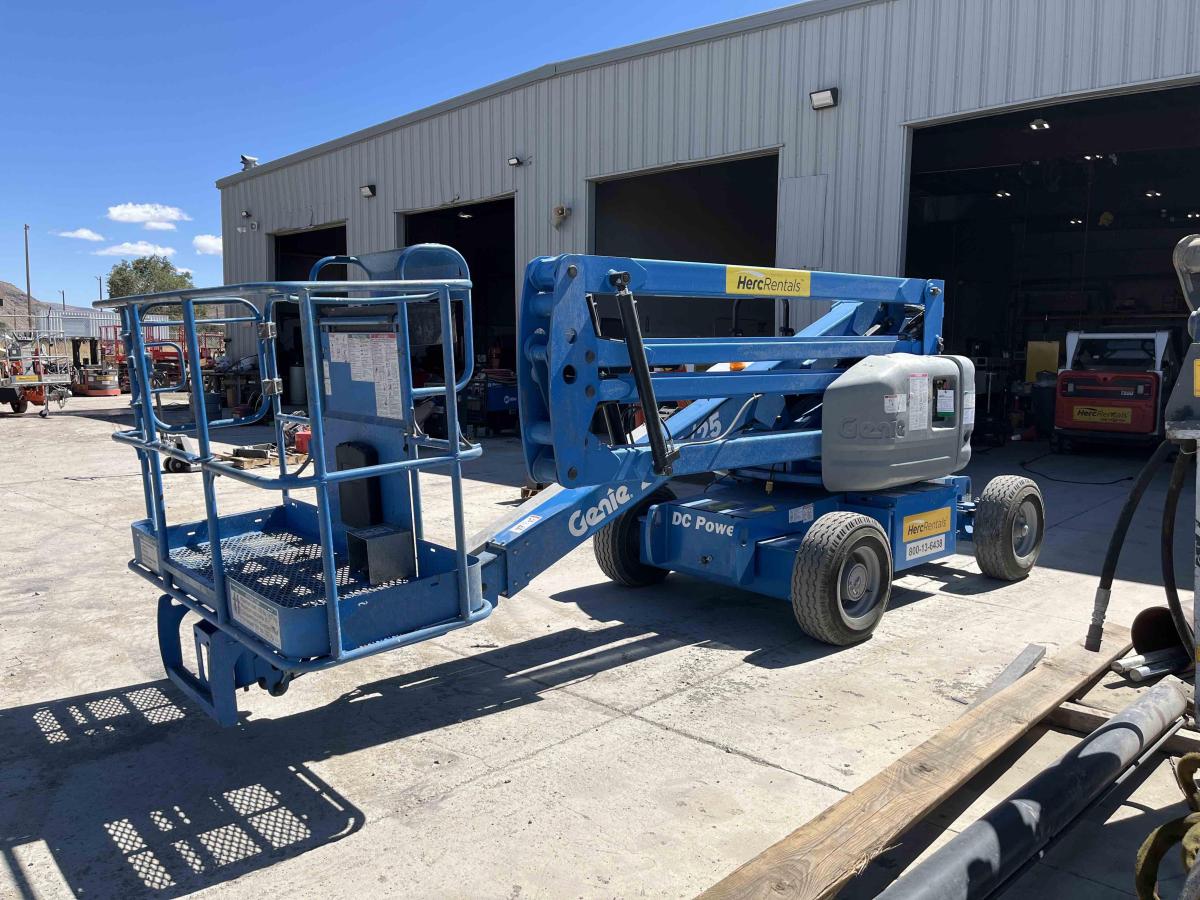 2016 Genie Z-45/25