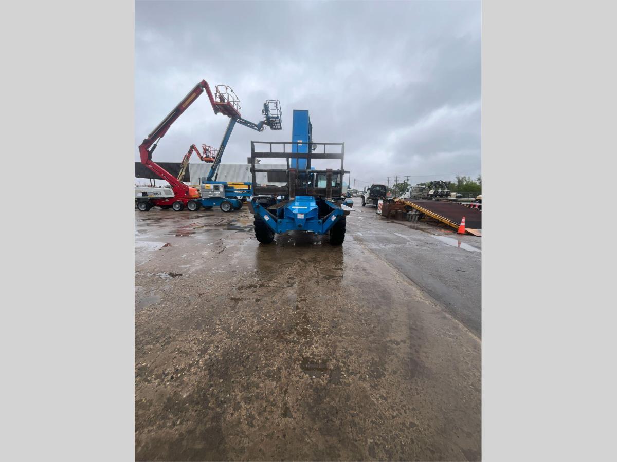 2020 Genie GTH-1056-4