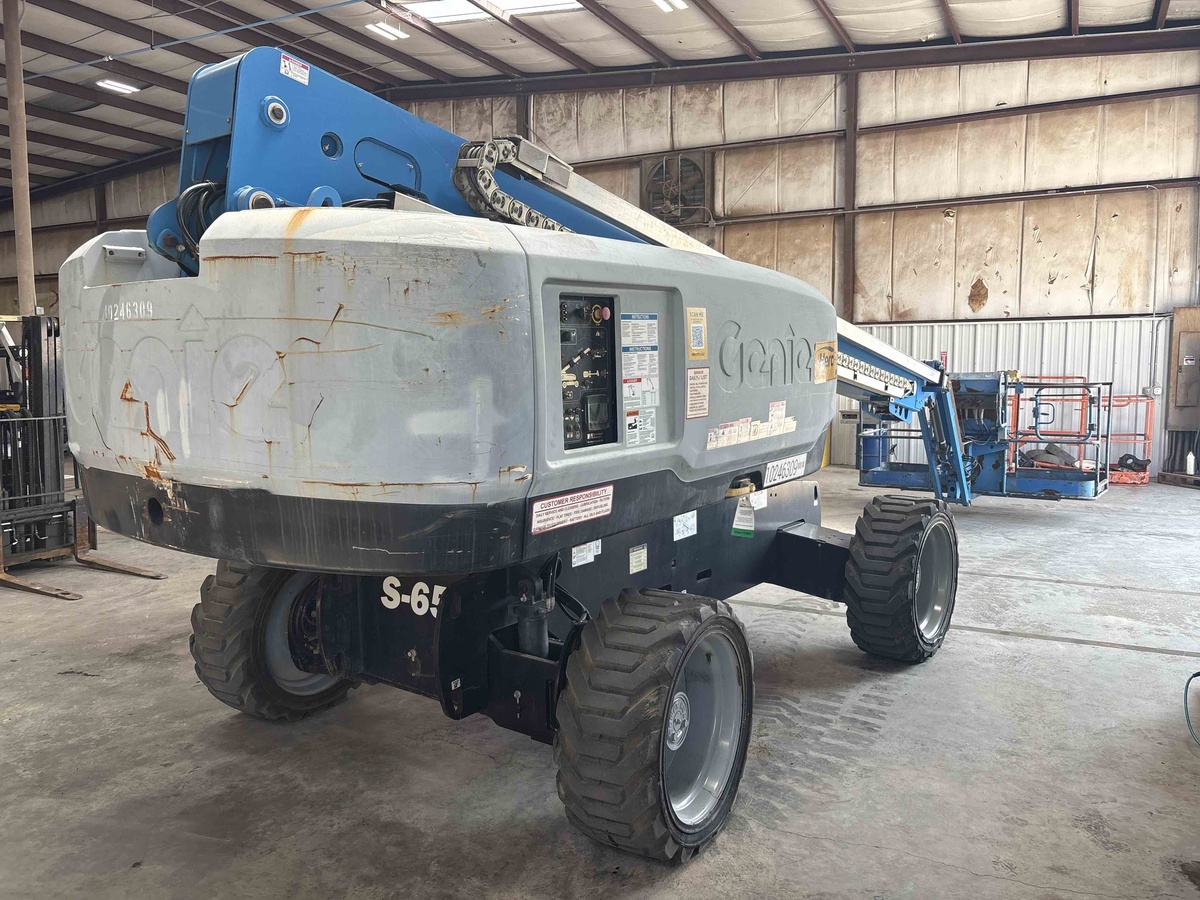 2018 Genie S-65