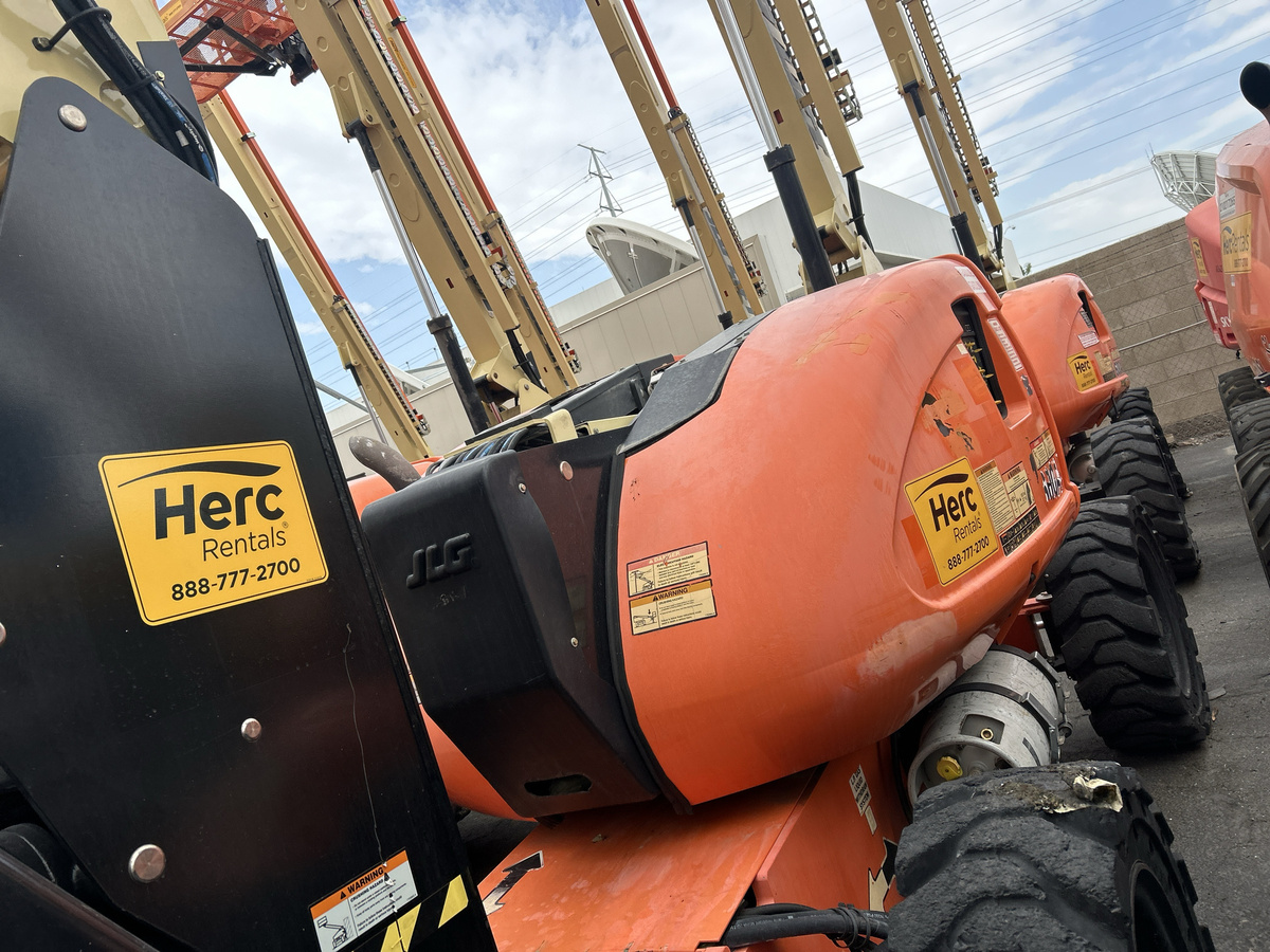 2015 JLG 600AJN Narrow-3