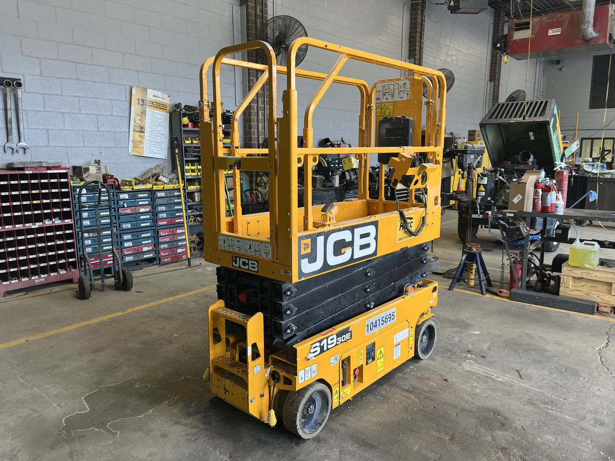 2023 JCB S1930E