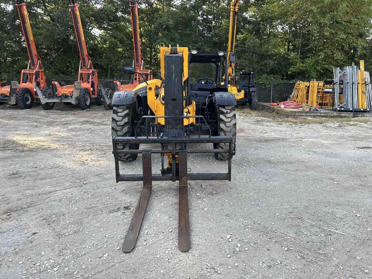 2018 JCB 509-42-4