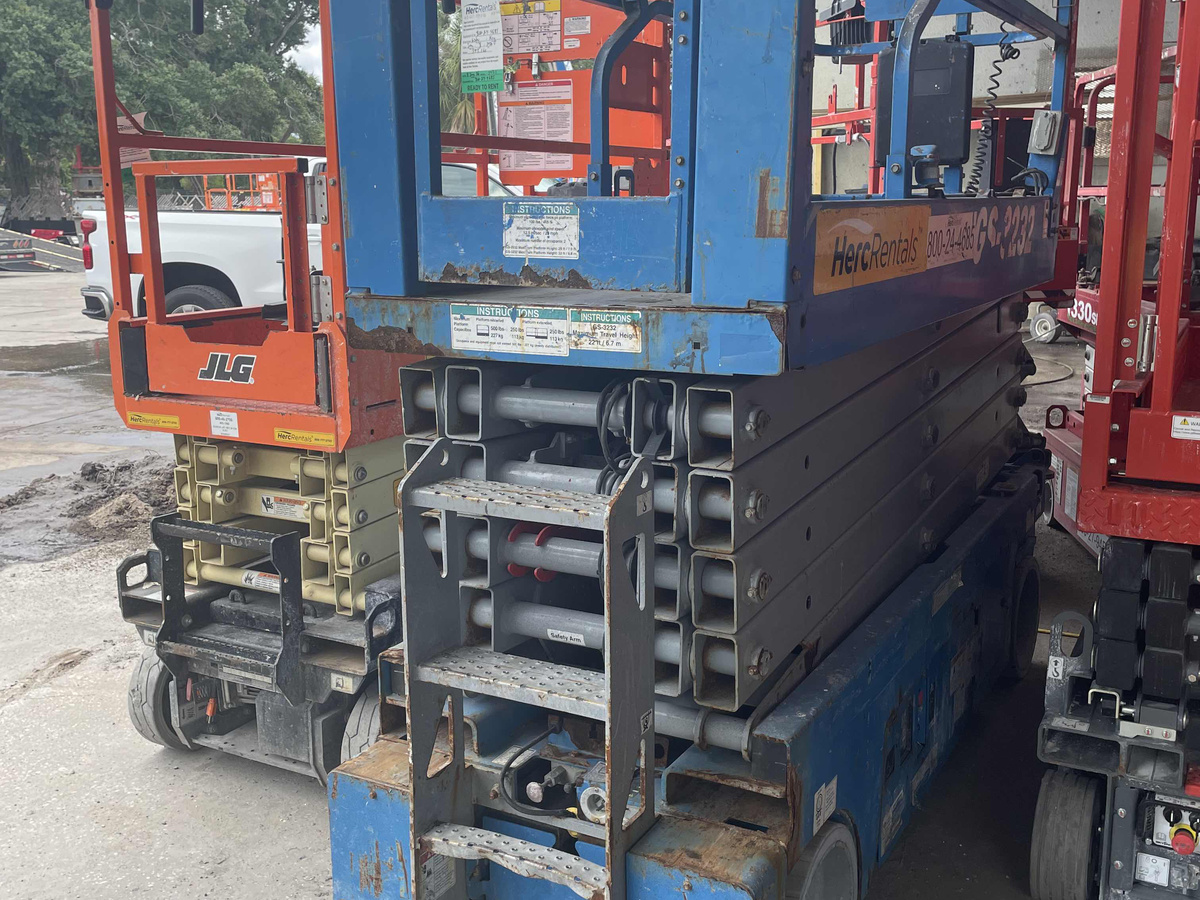 2019 Genie GS-3232-4