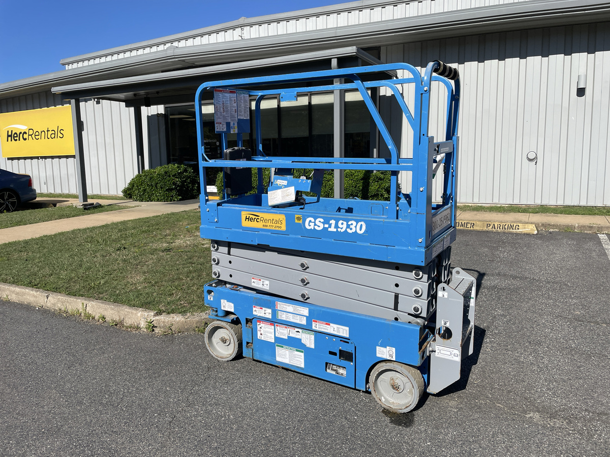 2019 Genie GS-1930
