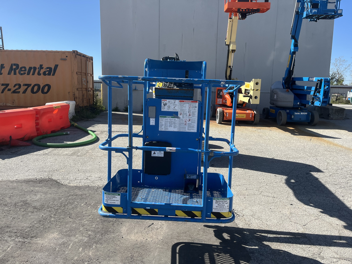 2013 Genie Z-30/20N RJ-2