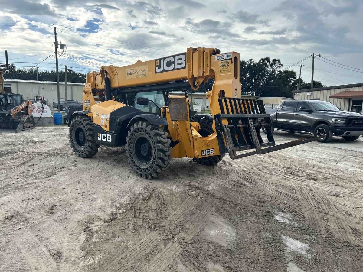 2022 JCB 512-56-2