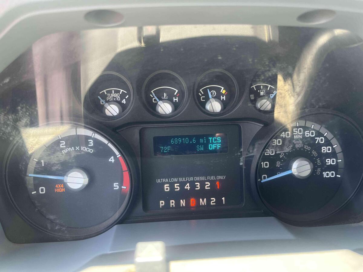 2015 Ford F550-4