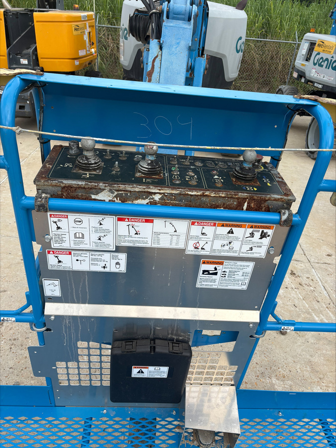 2017 Genie Z-62/40-6