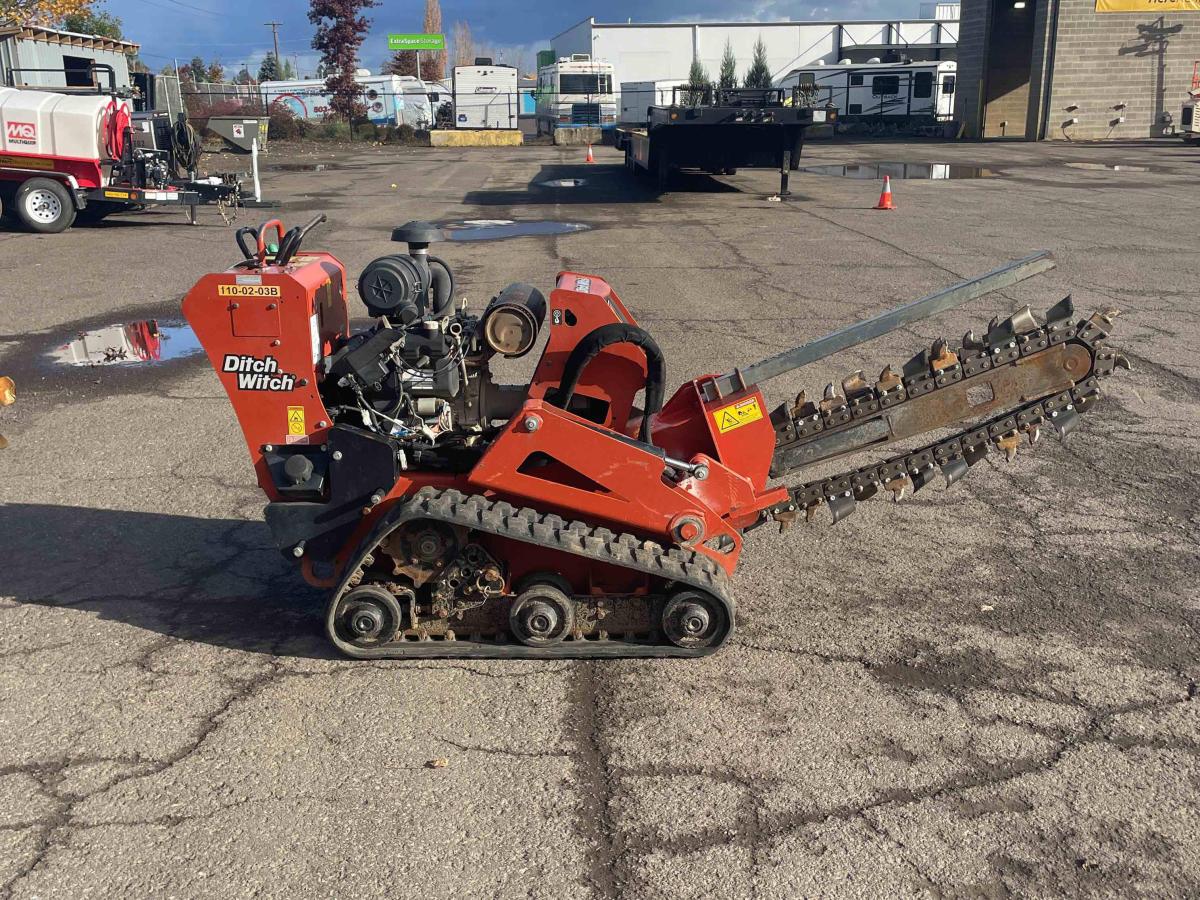 2017 Ditch Witch C24X