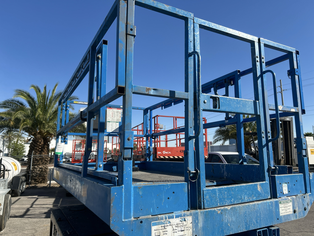 2017 Genie GS-3369 RT-21