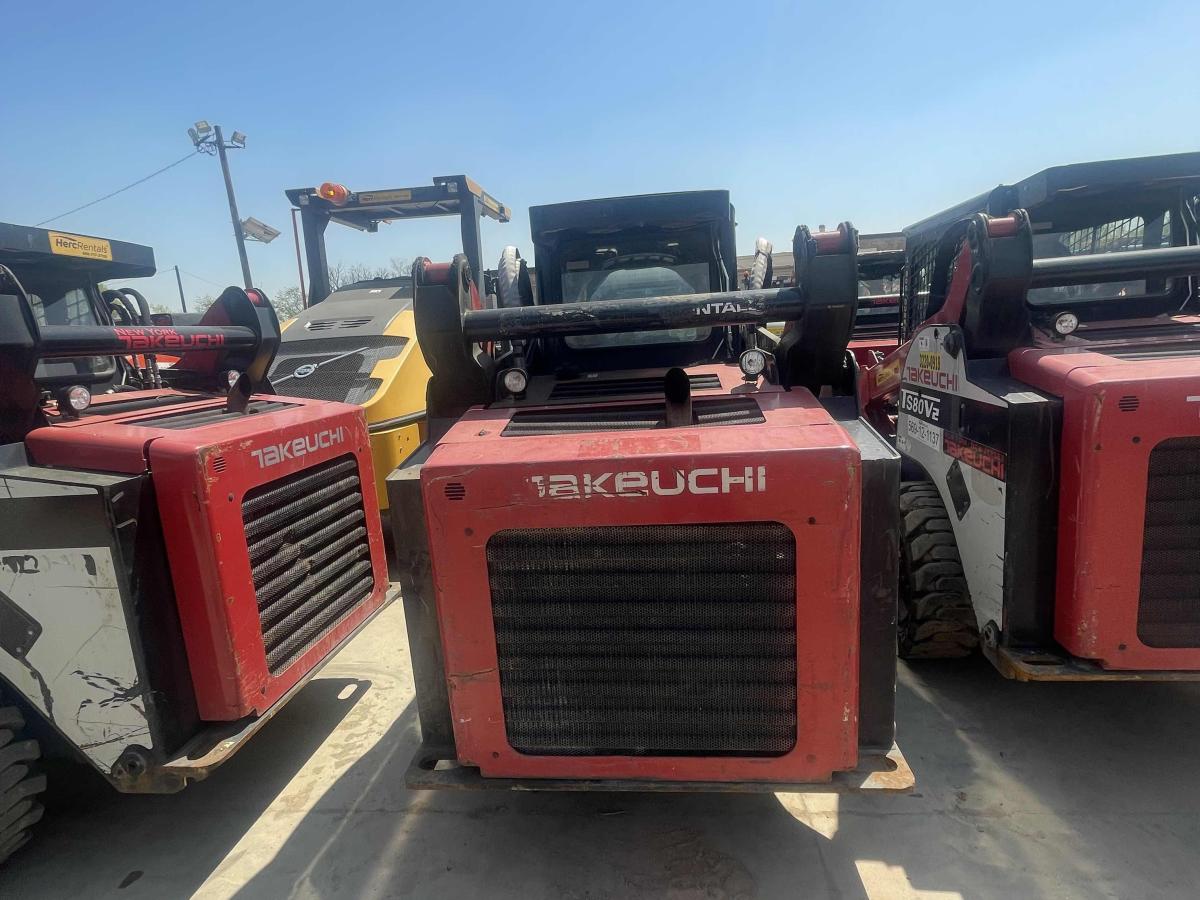 2017 Takeuchi TS80V