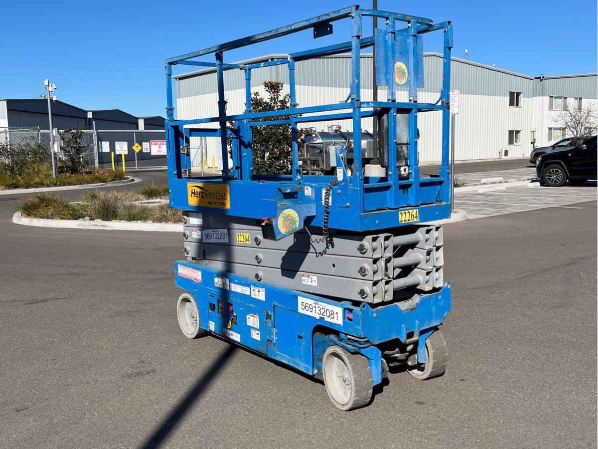 2017 Genie GS-2632