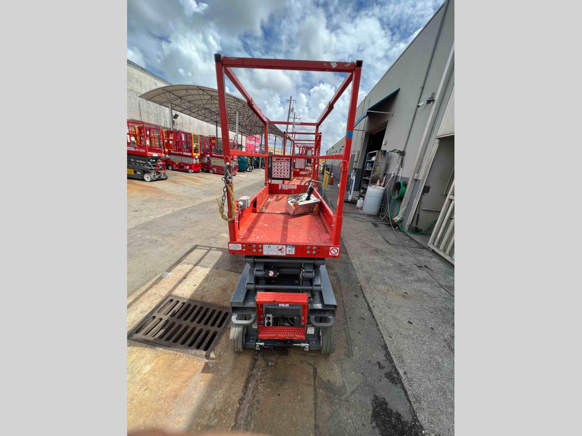 2017 Skyjack SJ3219