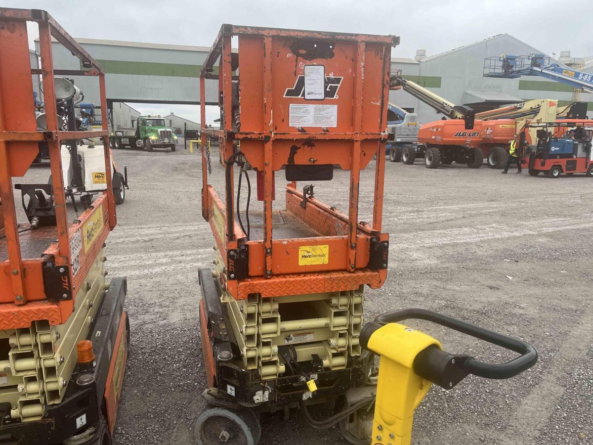 2018 JLG 1932R