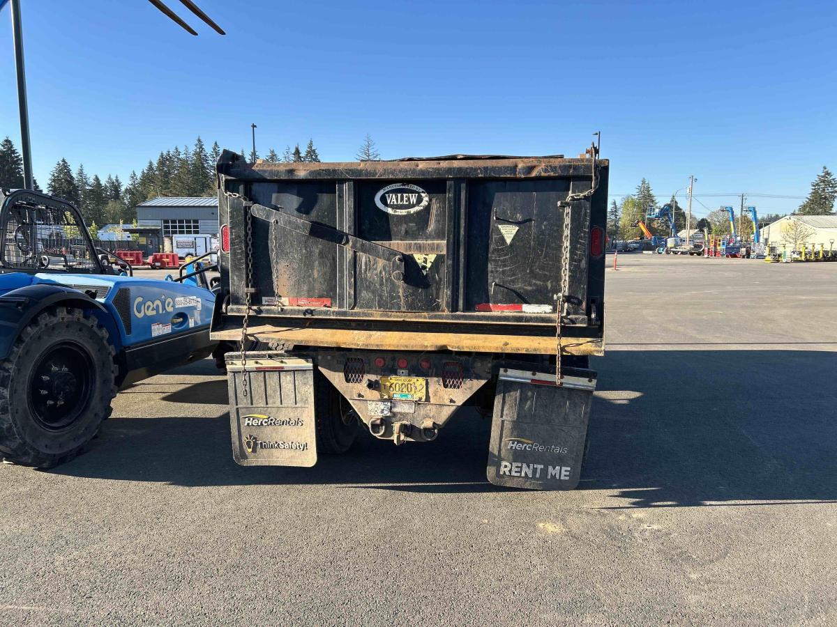 2017 Ford F750-3