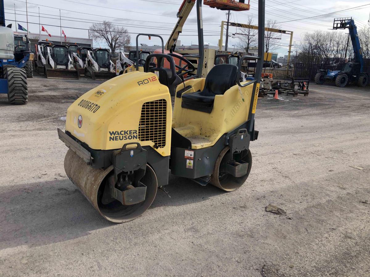 2017 Wacker RD12A90-2