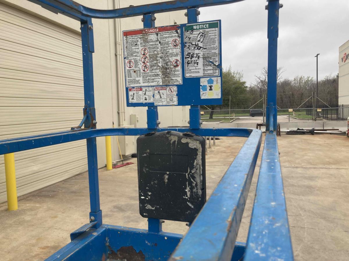 2016 Genie GS-3232