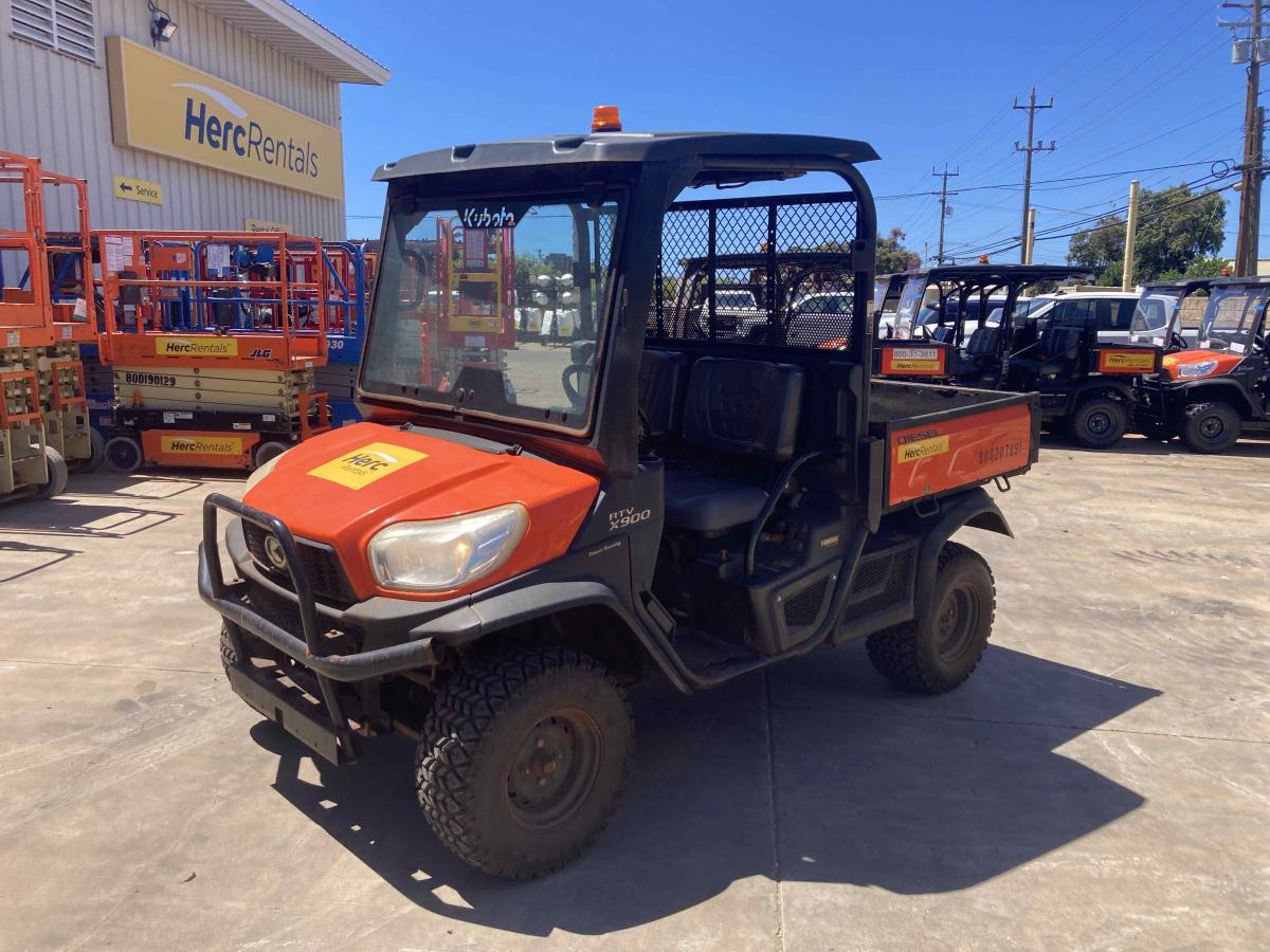 2018 Kubota RTVX900