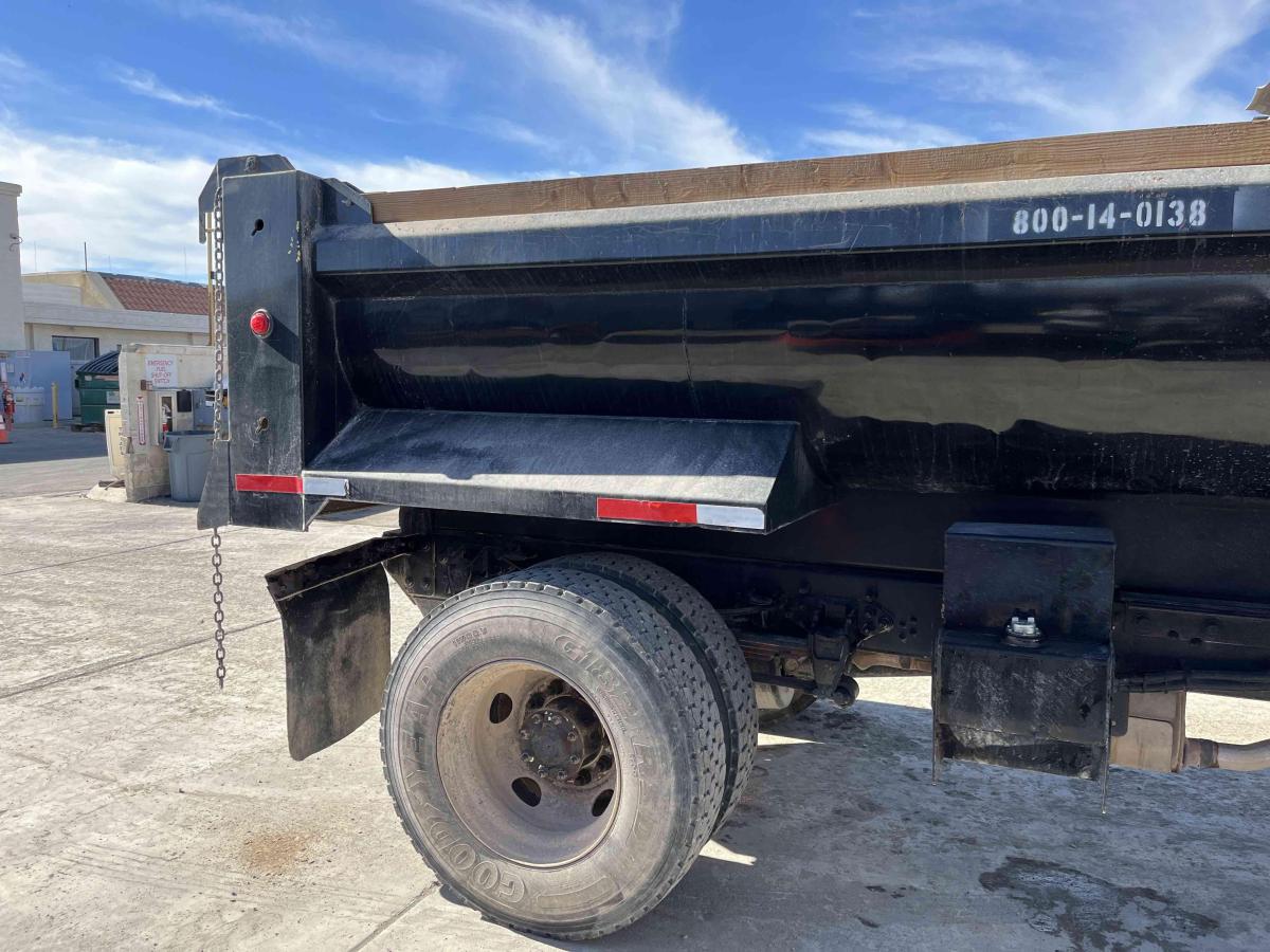 2017 Ford F750