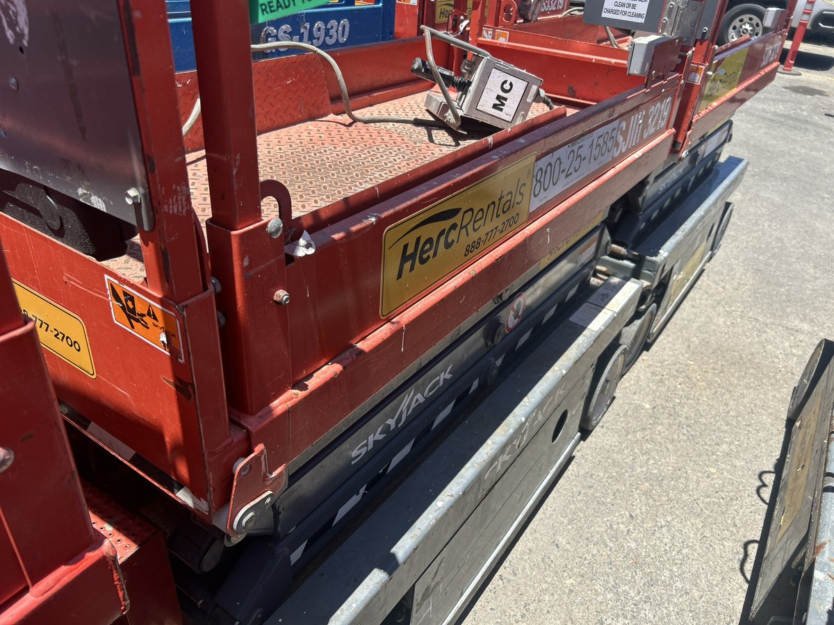 2019 Skyjack SJ3219