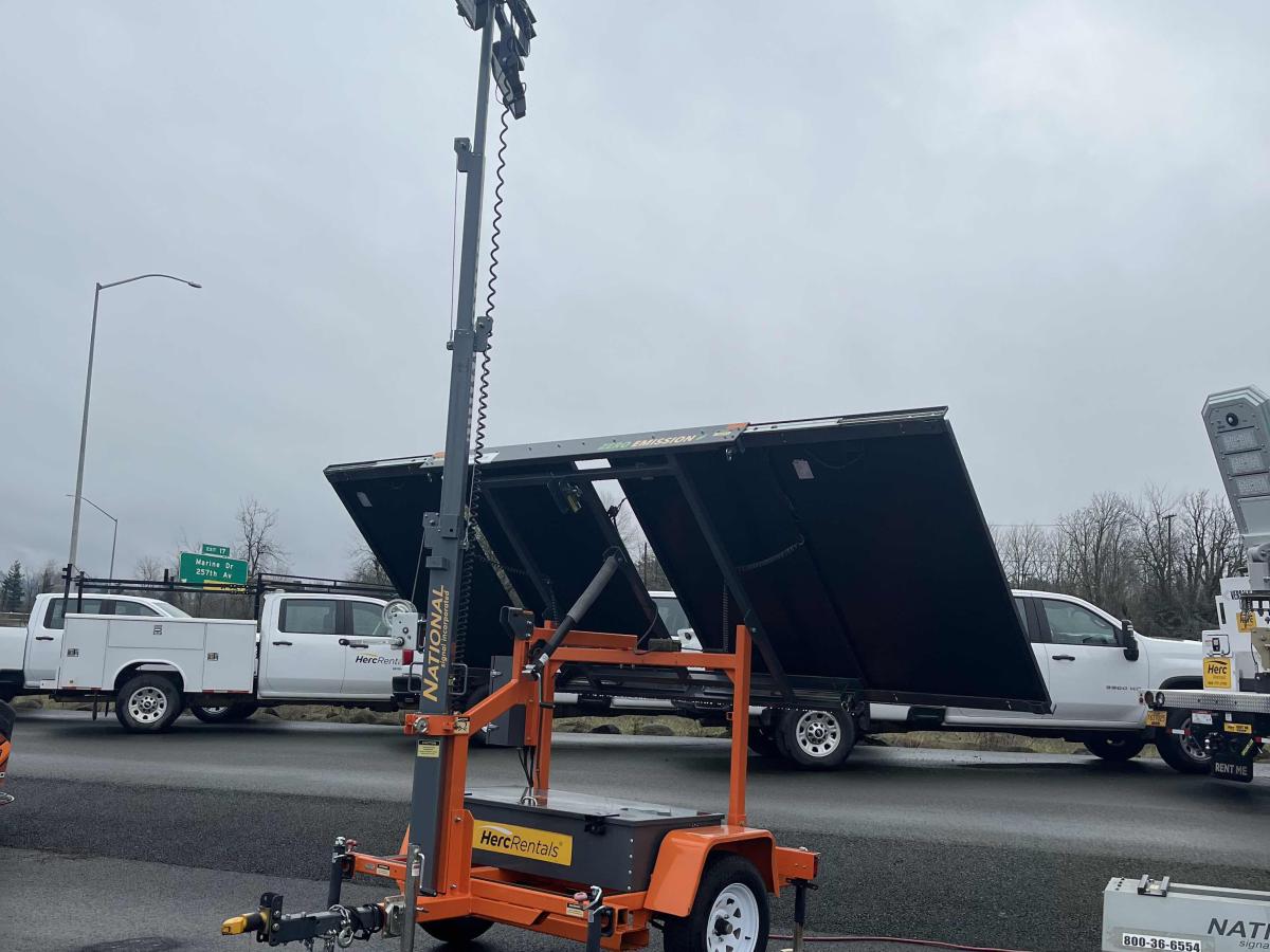 2020 National Signal LTS 160 Solar Light