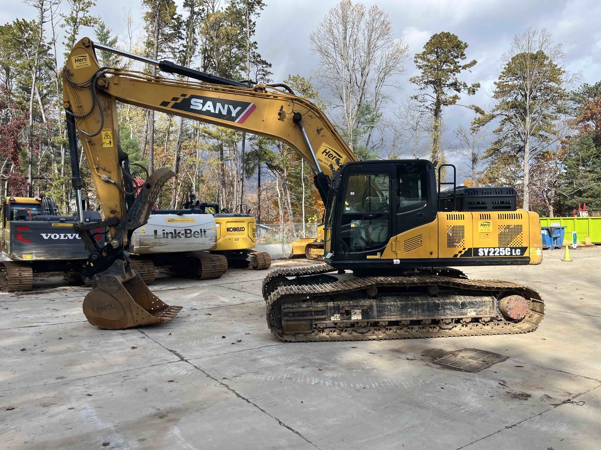 2023 Sany SY225C-1