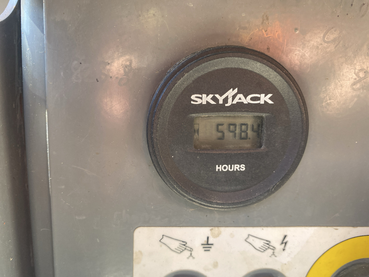 2018 Skyjack SJ-6826RT-5