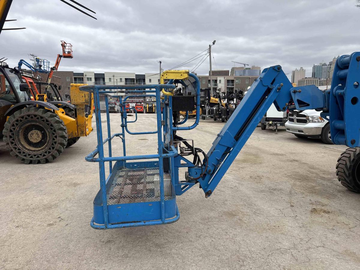 2017 Genie Z-45/25 RT