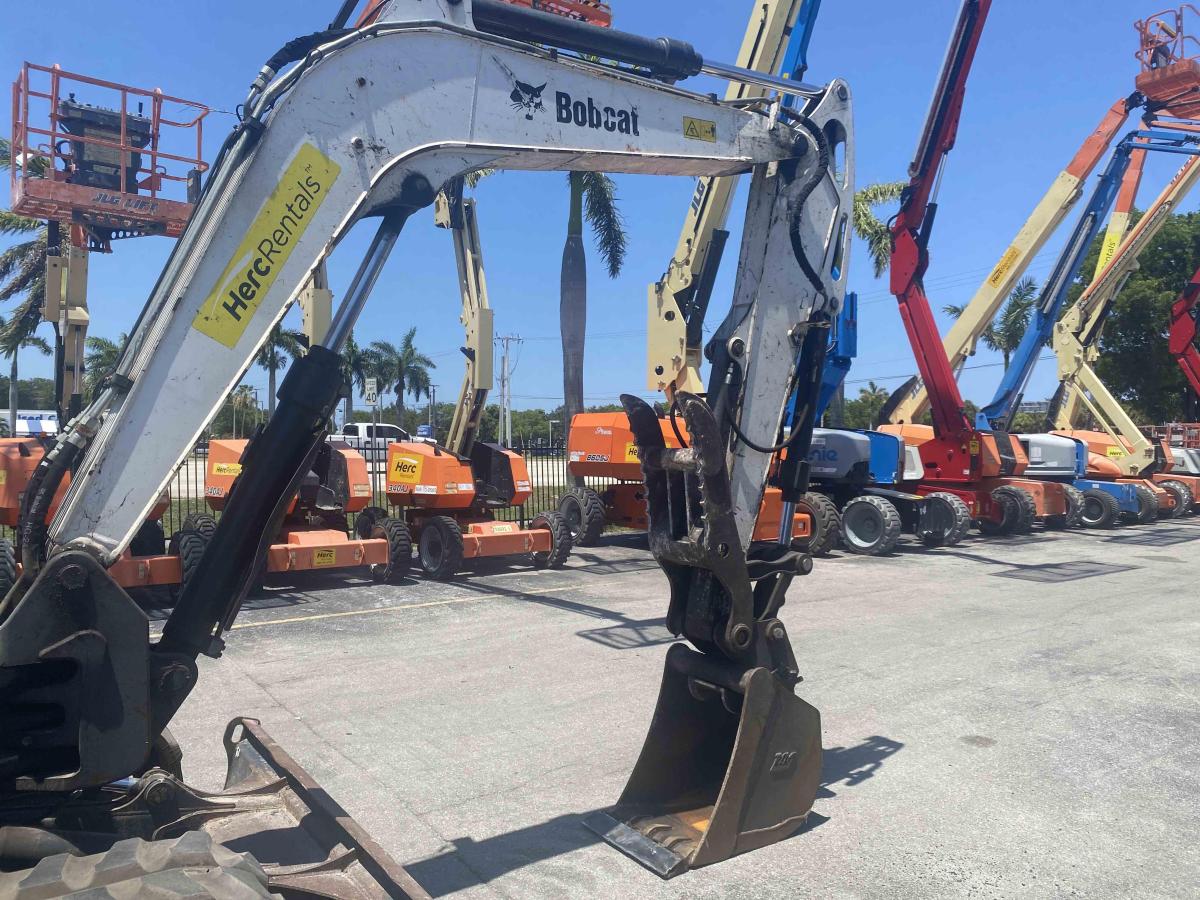 2019 Bobcat E85