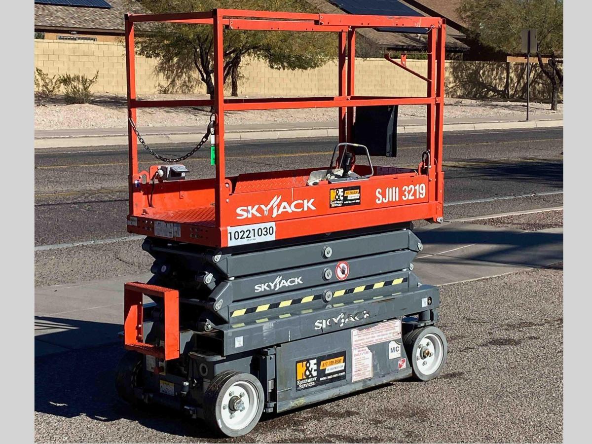 2017 Skyjack SJ3219