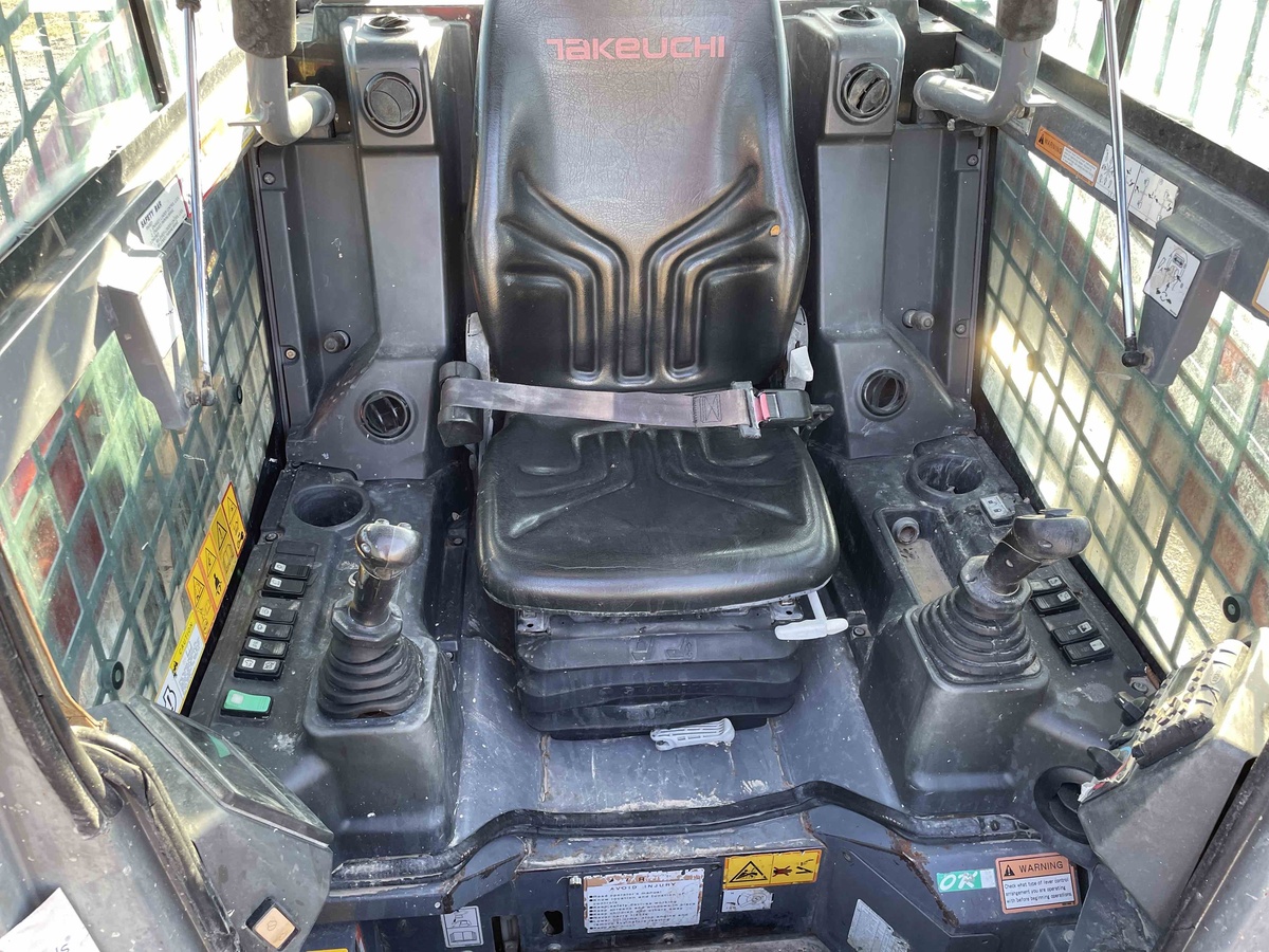 2020 Takeuchi TL12V2-9