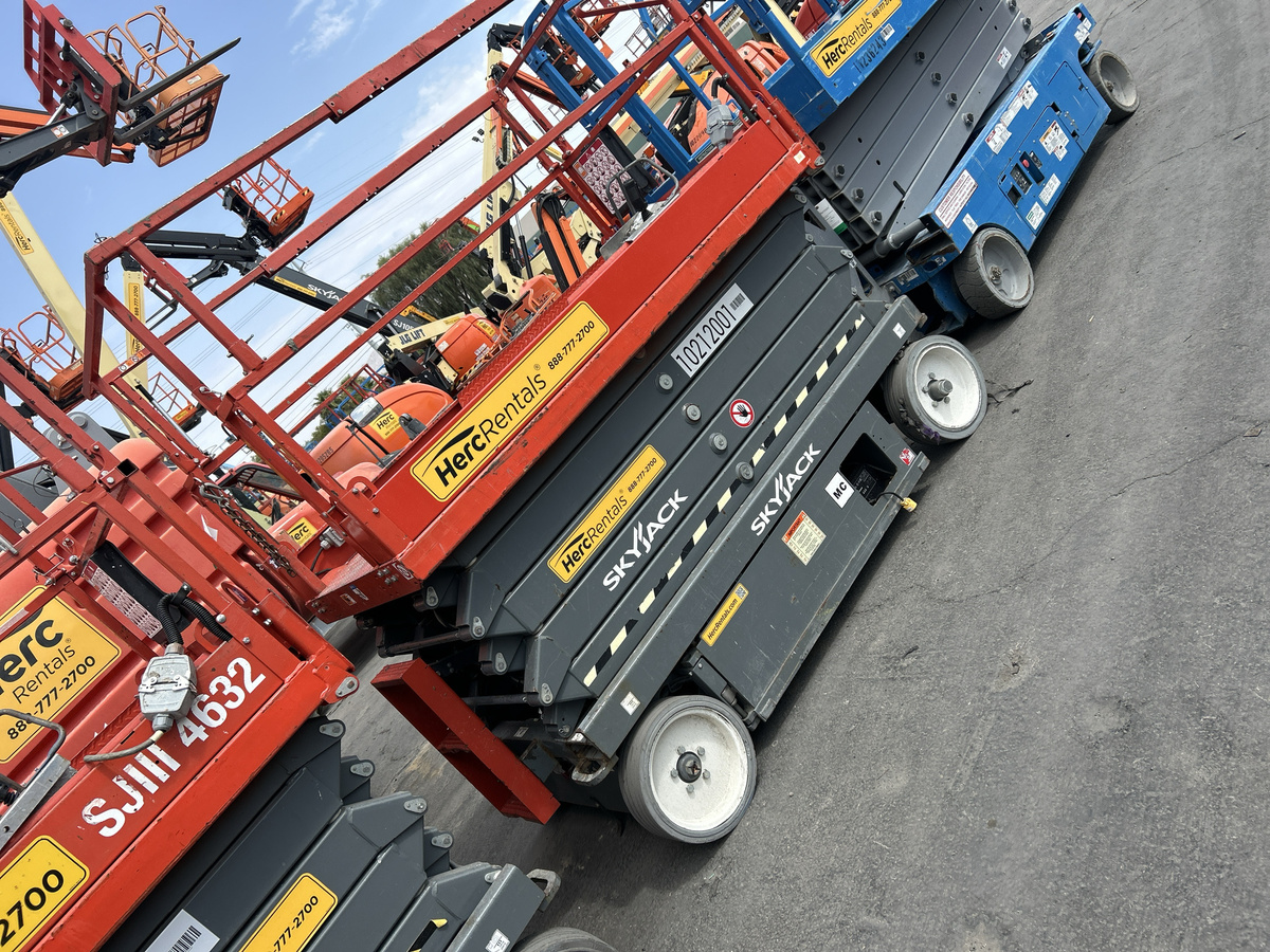 2017 Skyjack SJ4632-3