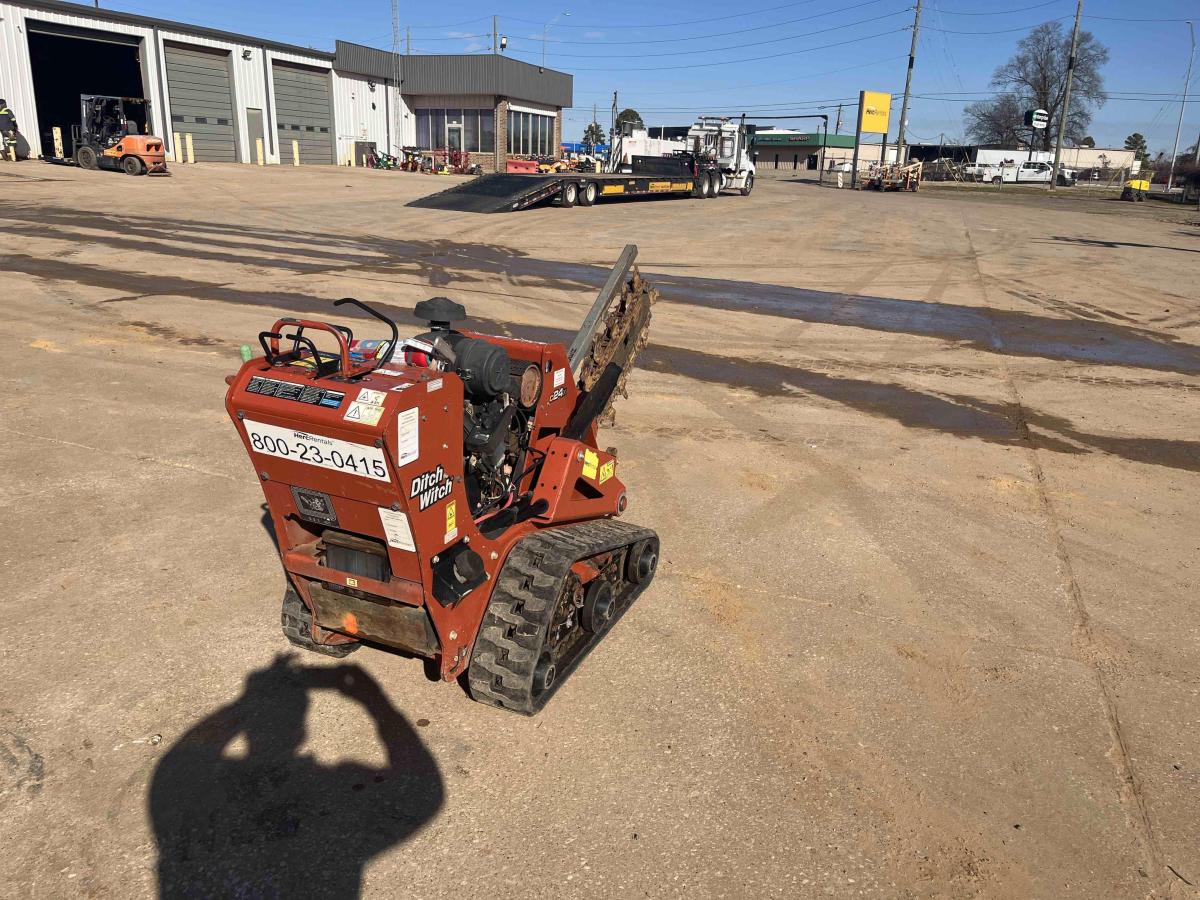 2018 Ditch Witch C24X