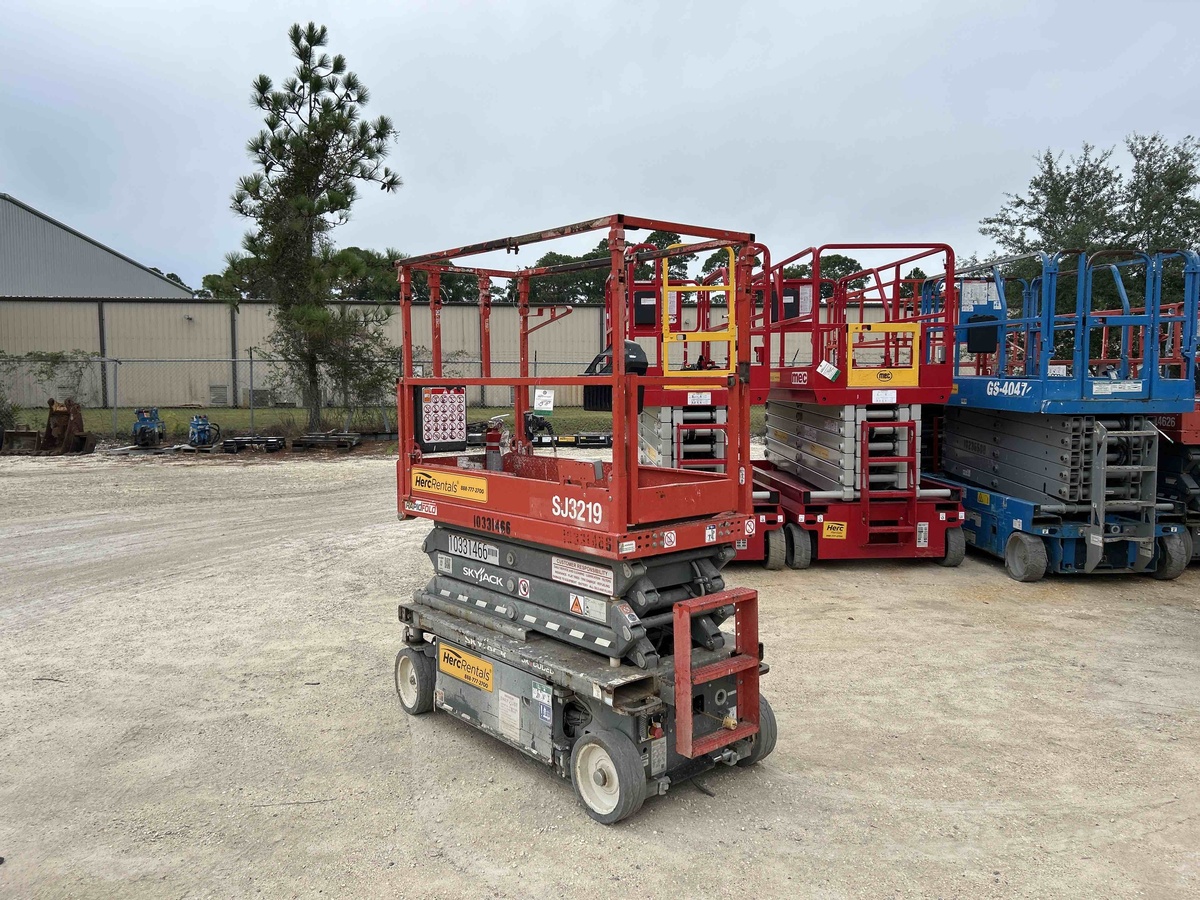 2021 Skyjack SJ3219-2